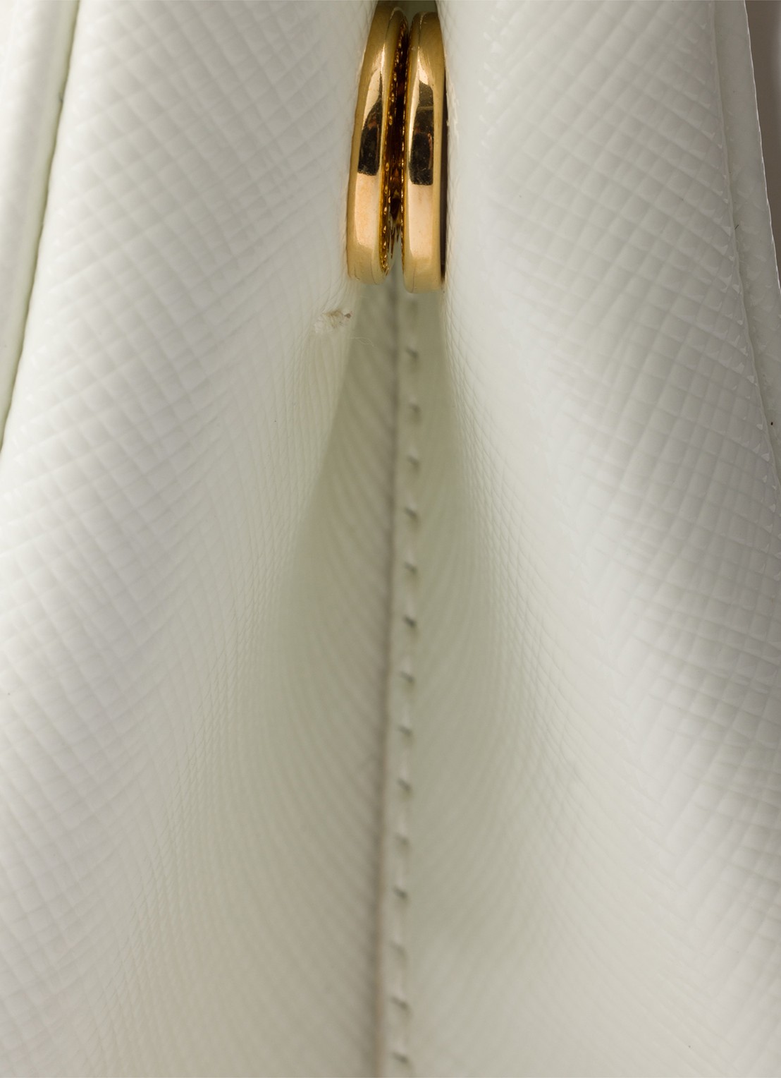 Prada Galleria handtas van lakleer - detail 3 wit