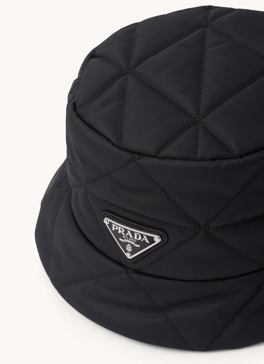 Prada Gewatteerde bucket hoed met logo - detail 3 zwart