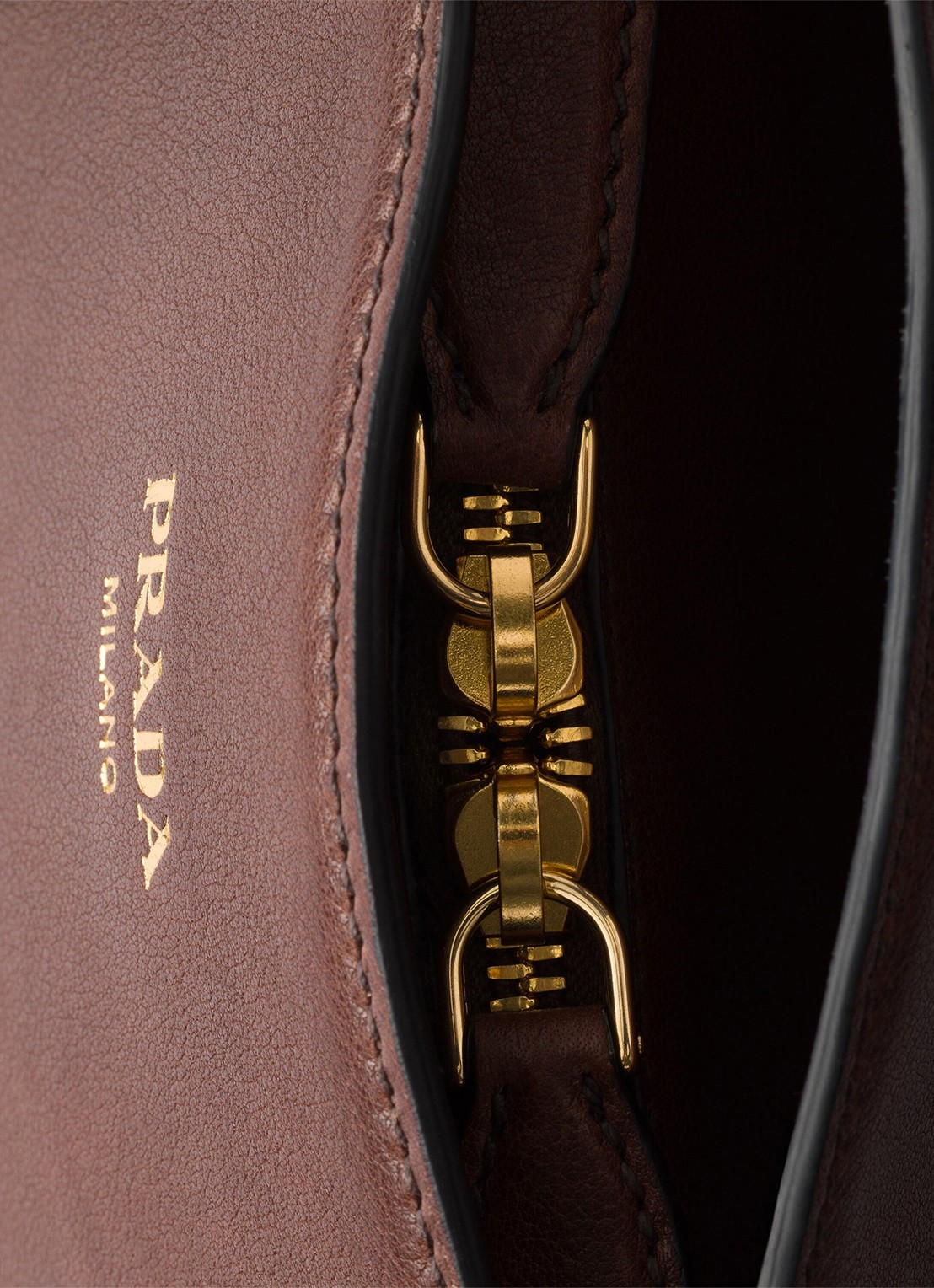 Prada Large schoudertas van leer - detail 5 donkerbruin