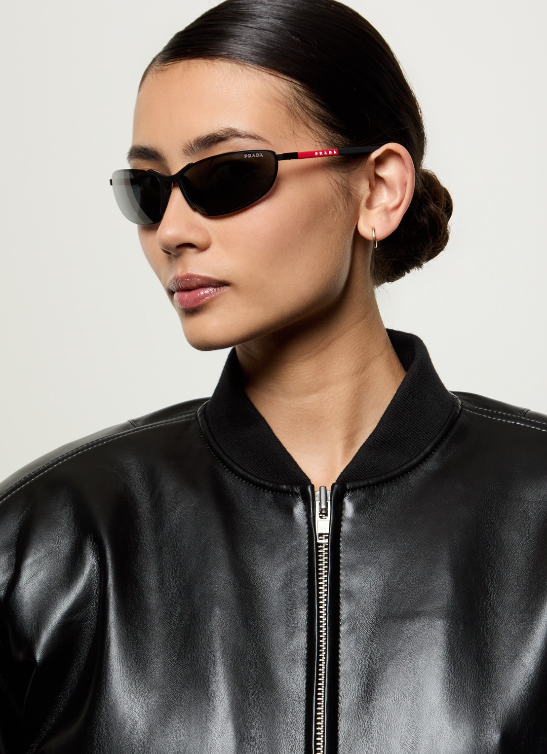 Prada Linea Rossa Retro zonnebril PS55ZS - voorkant 2 zwart