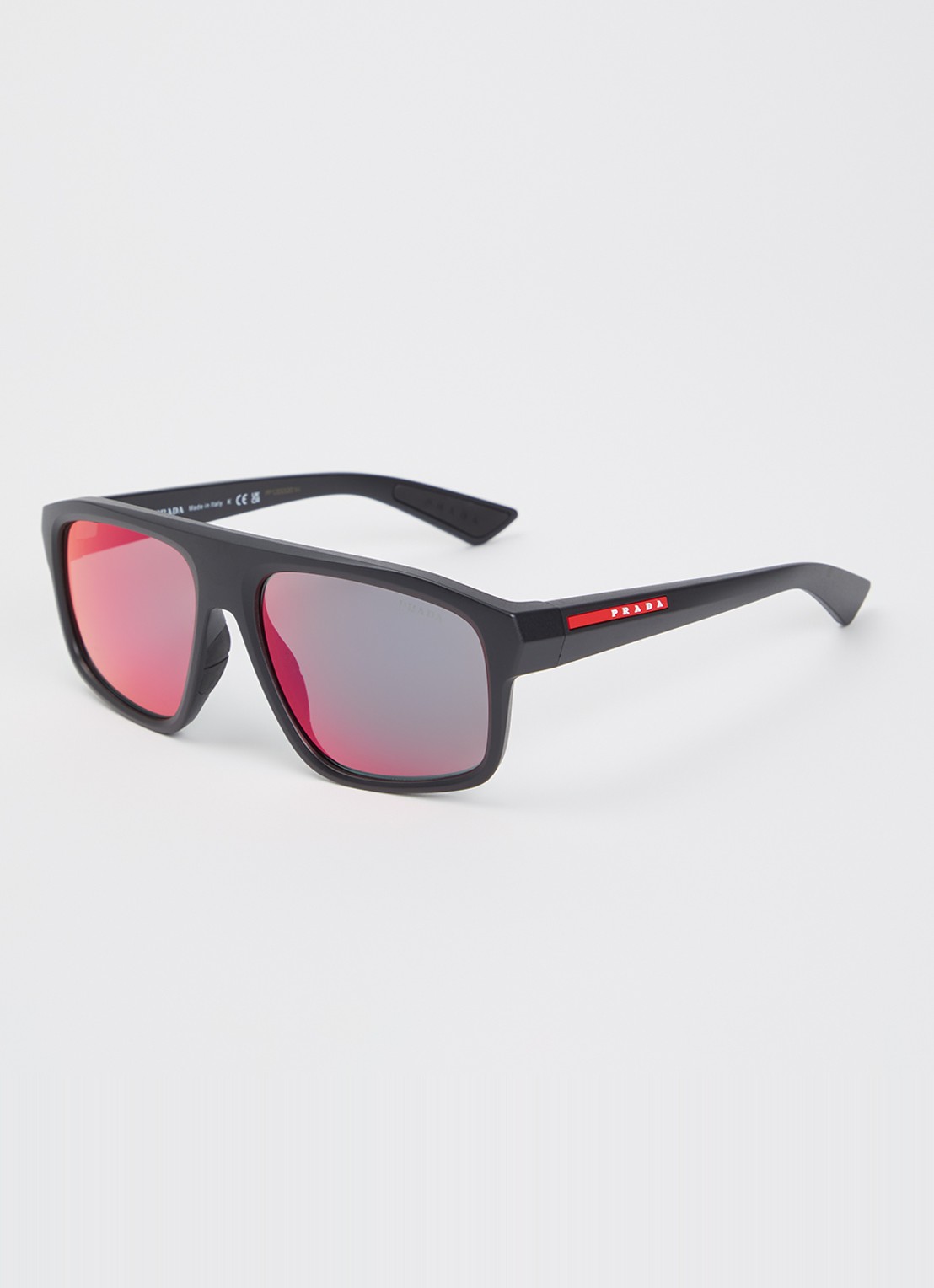 Prada Linea Rossa Wayfarer zonnebril PS B02S - voorkant 4 zwart