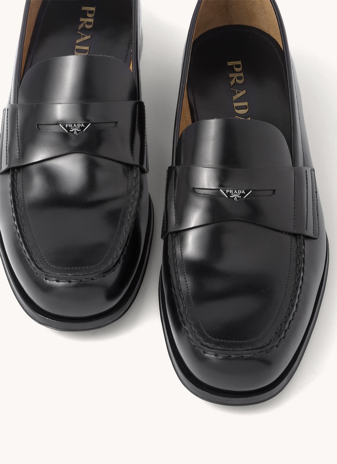 Prada Loafer van leer met logo  - detail 6 zwart