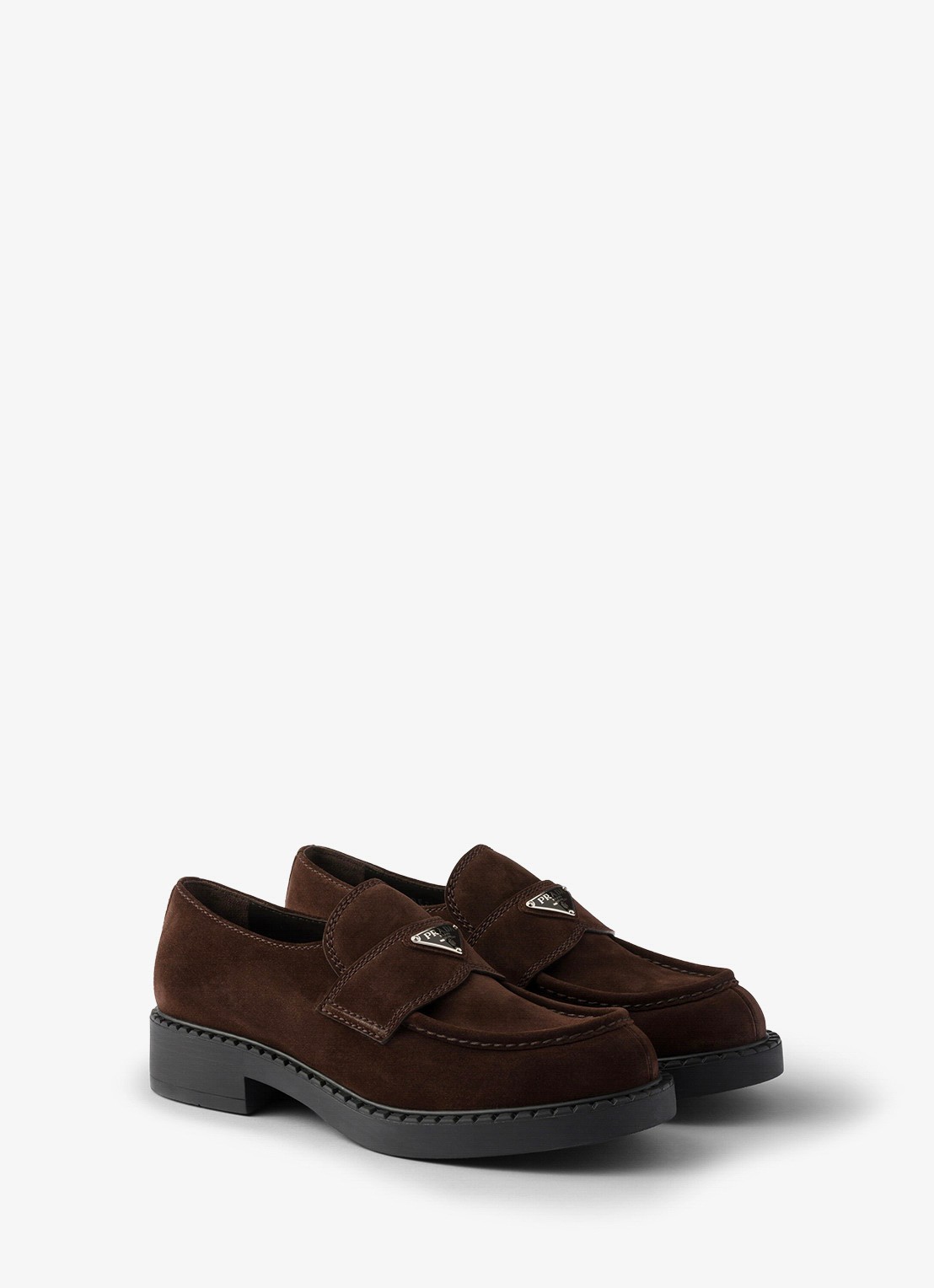 Prada Loafer van suède met logo - voorkant 2 donkerbruin