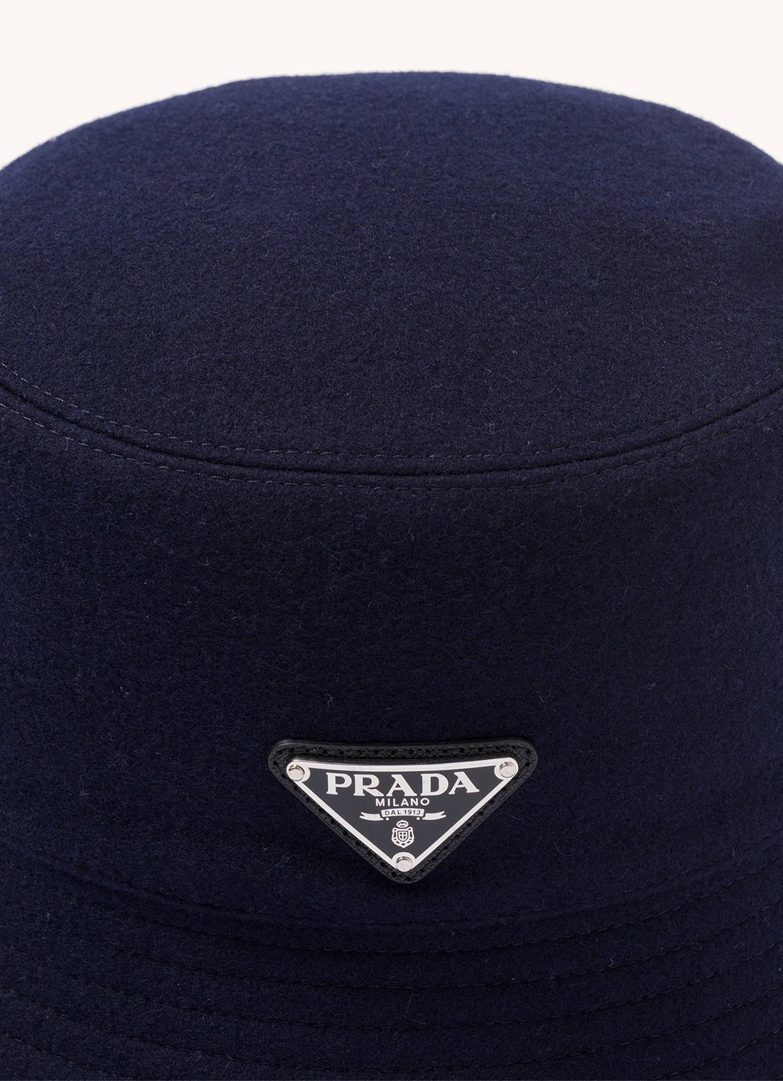 Prada Loden bucket hoed van wol - achterkant donkerblauw