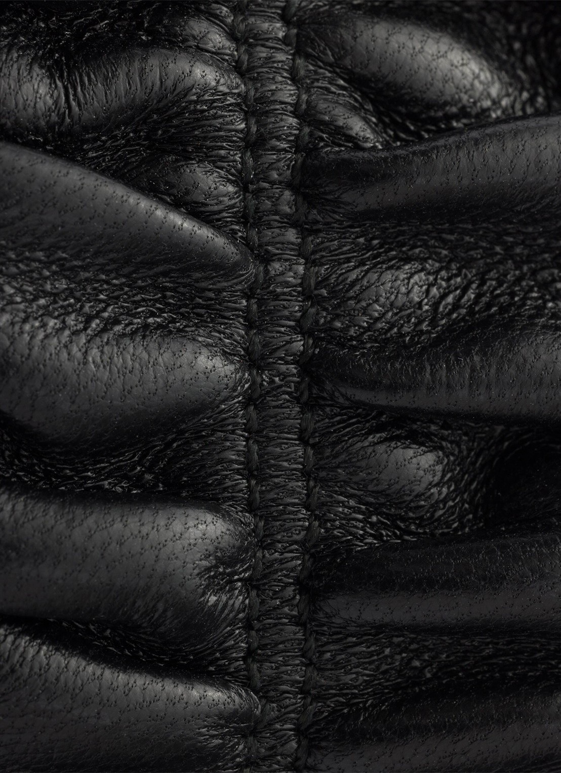 Prada Matelassé slipper van lamsleer - detail 3 zwart