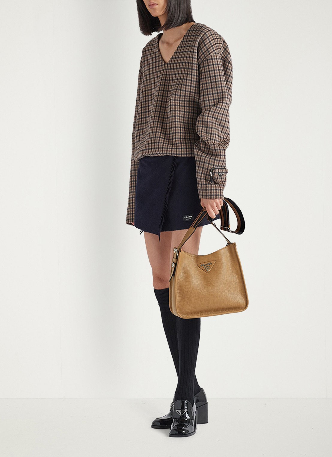 Prada Medium schoudertas van kalfsleer - voorkant 2 cognac