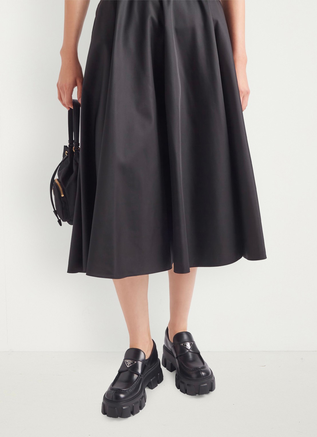 Prada Monolith loafer van leer met plateauzool - voorkant 2 zwart