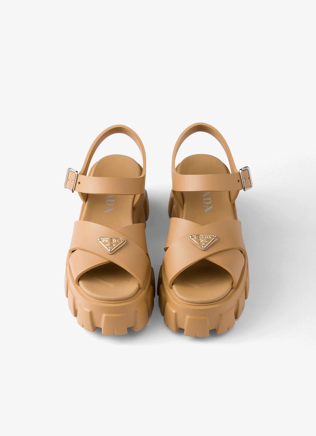 Prada Monolith sandaal van rubber met logo - detail 4 camel