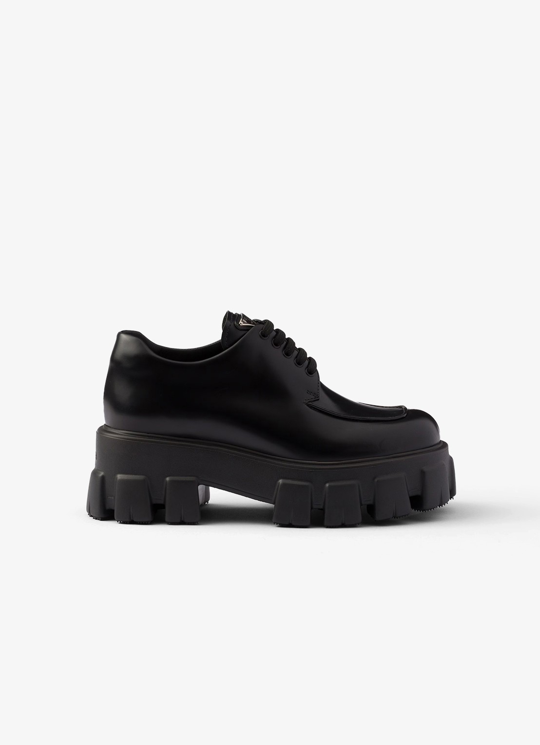 Prada Monolith veterschoen van leer met plateauzool - voorkant 2 zwart