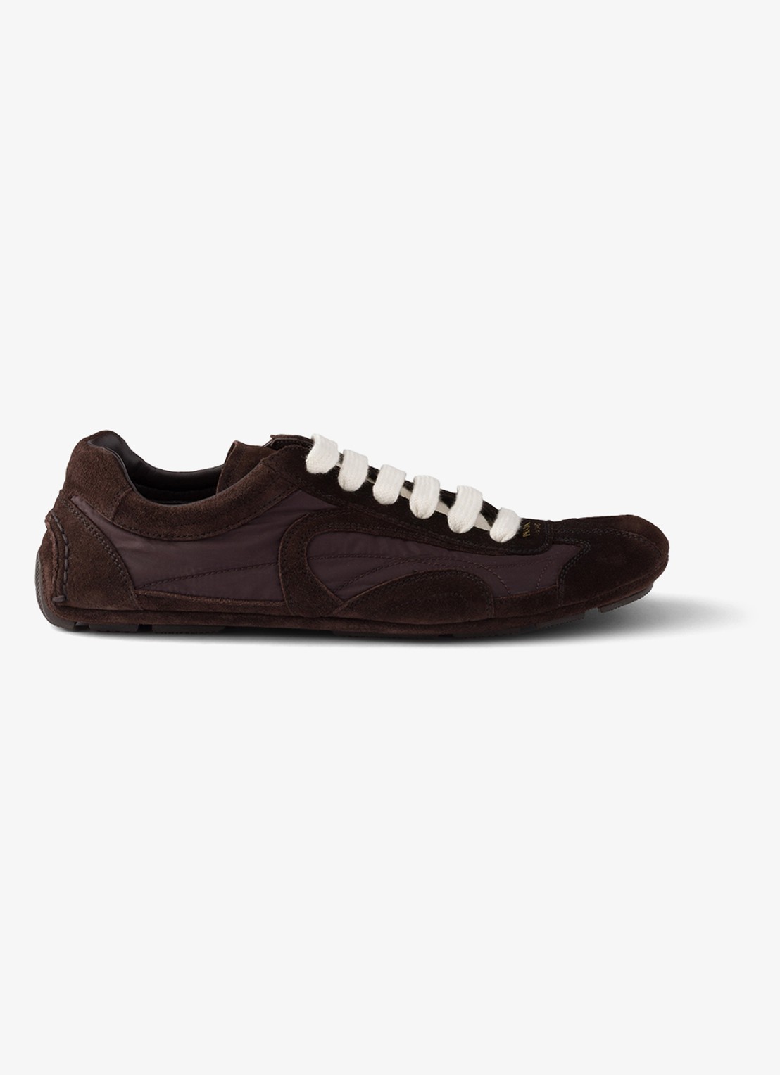 Prada Montecarlo Re-Edition 2005 Re-Nylon sneaker met kalfssuède details - voorkant donkerbruin