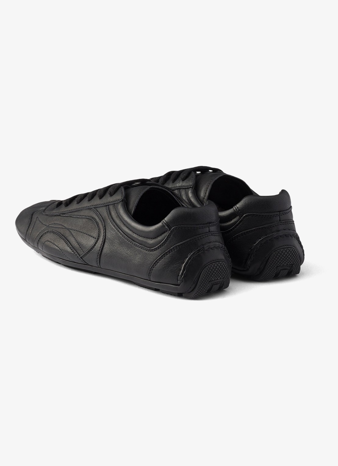 Prada Montecarlo Re-Edition 2005 sneaker van lamsleer - achterkant zwart