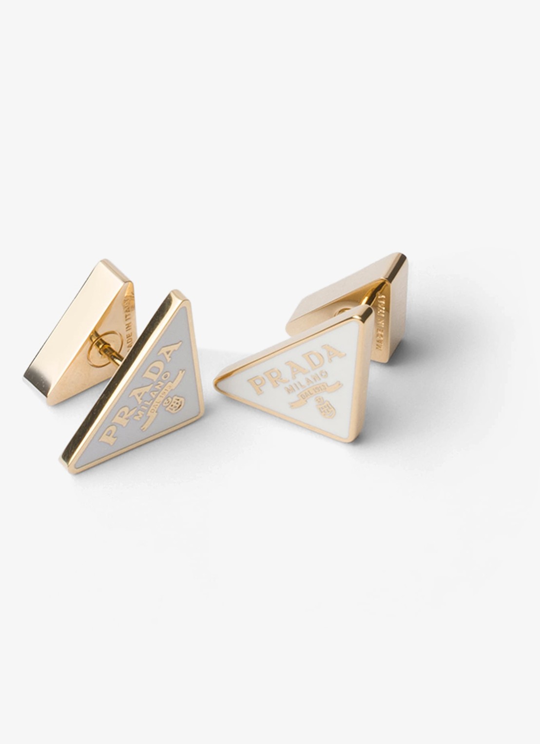 Prada Oorstekers met logo - voorkant wit