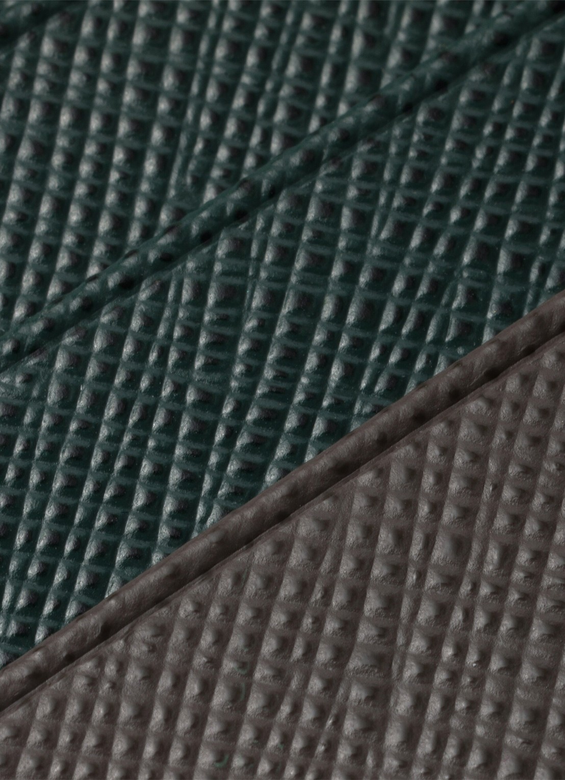 Prada Pasjeshouder van leer met logo - detail 3 grijs