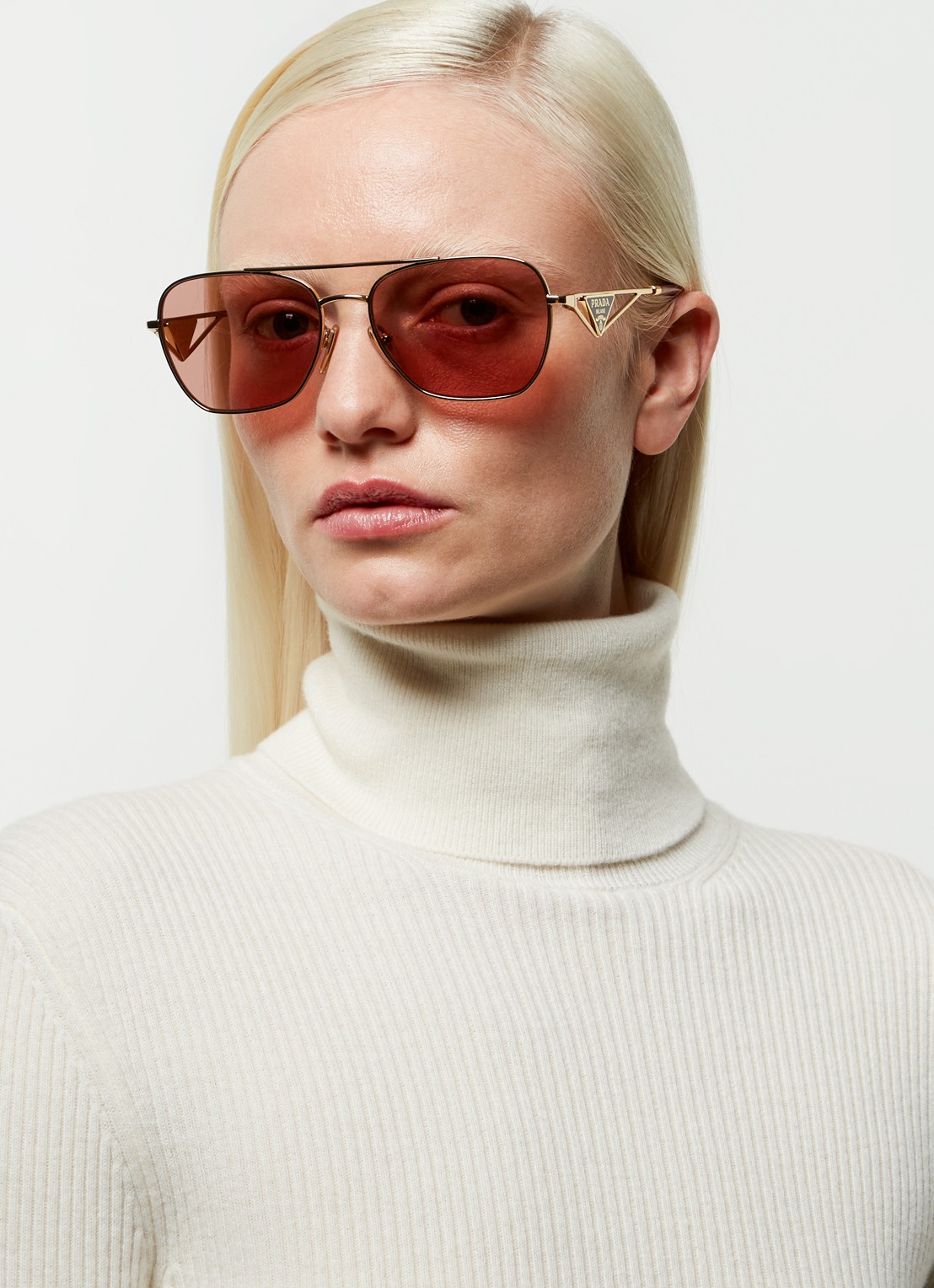 Prada Piloten zonnebril PRA50S - voorkant 2 goud