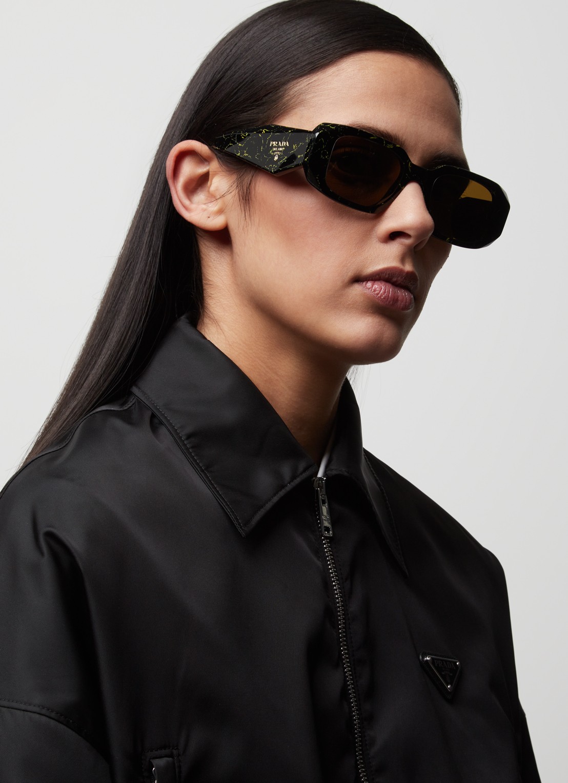 Prada Prada *PR 17WS  BLK SHN BRN - voorkant 2 zwart