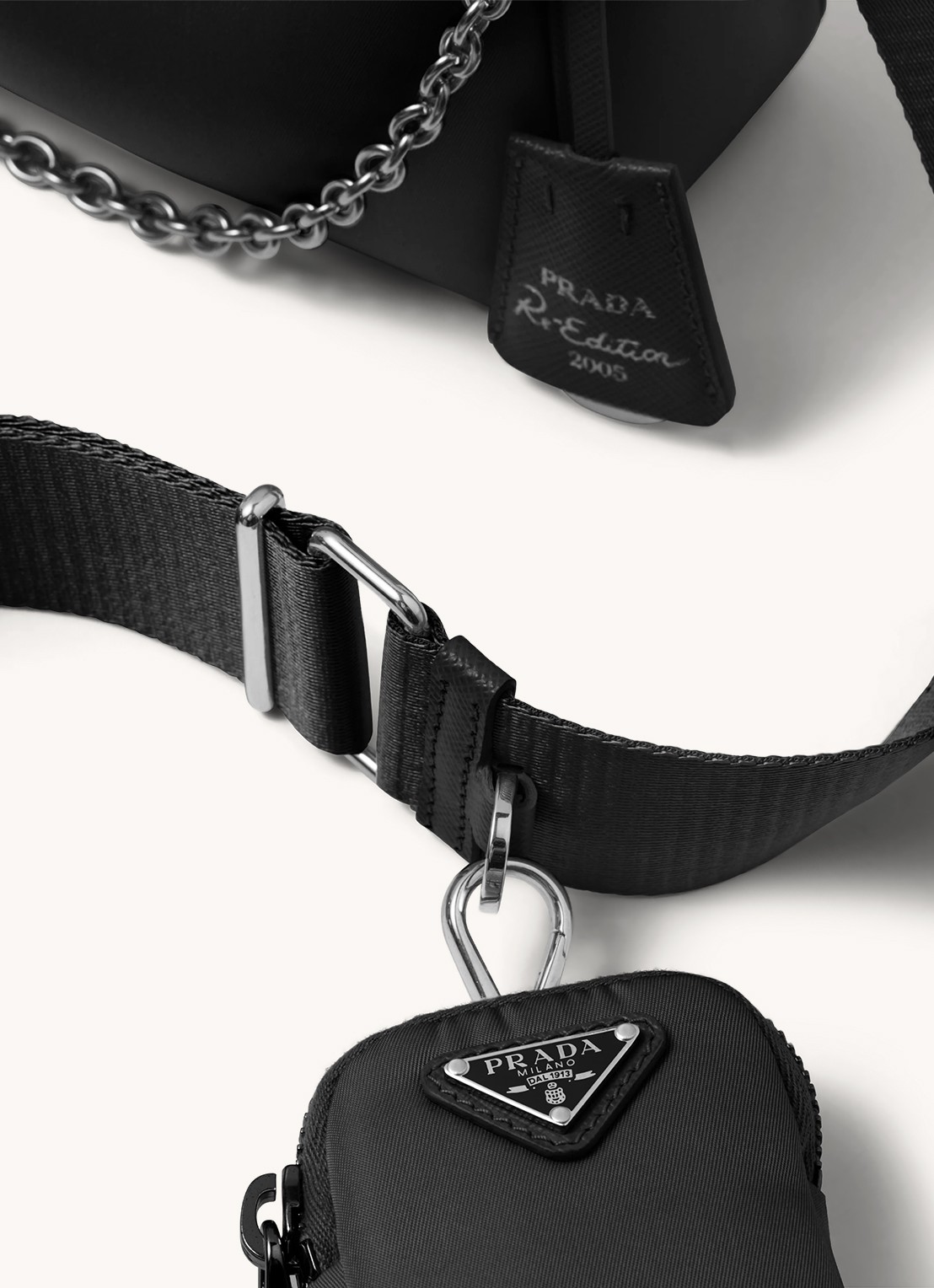 Prada Prada Re-Edition 2005 Re-Nylon crossbodytas met leren details - detail 6 zilver