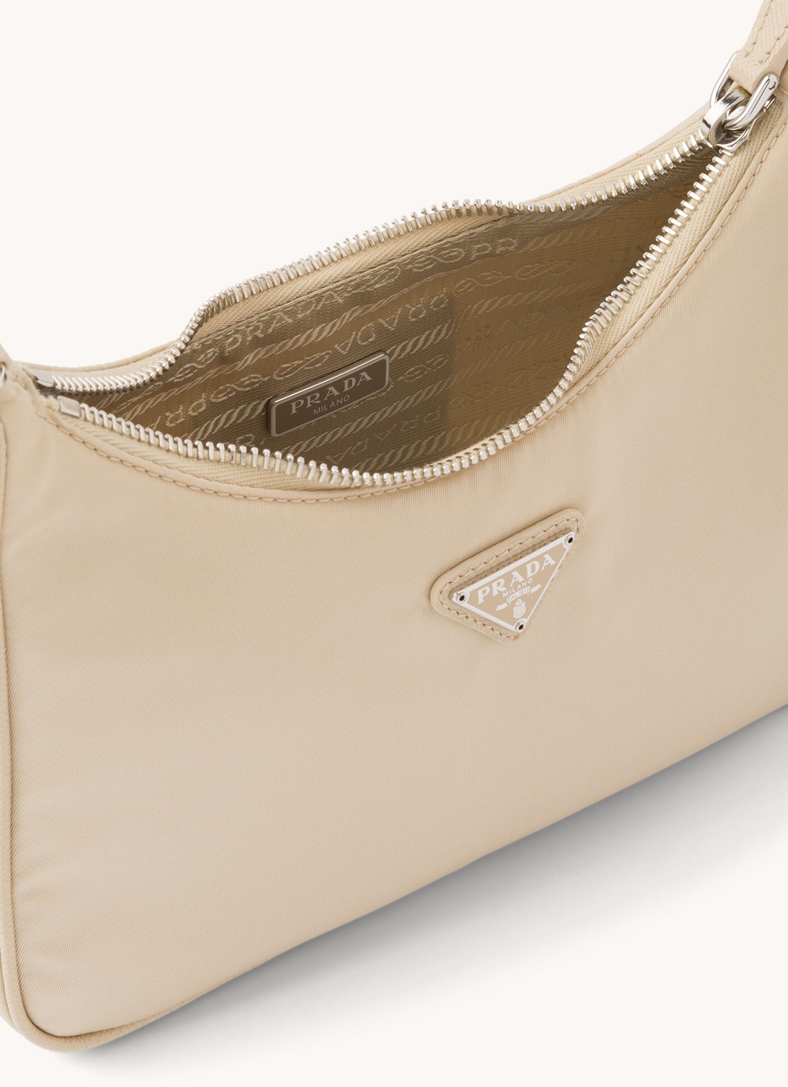 Prada Prada Re-Edition 2005 Re-Nylon crossbodytas met leren details - detail 2 beige