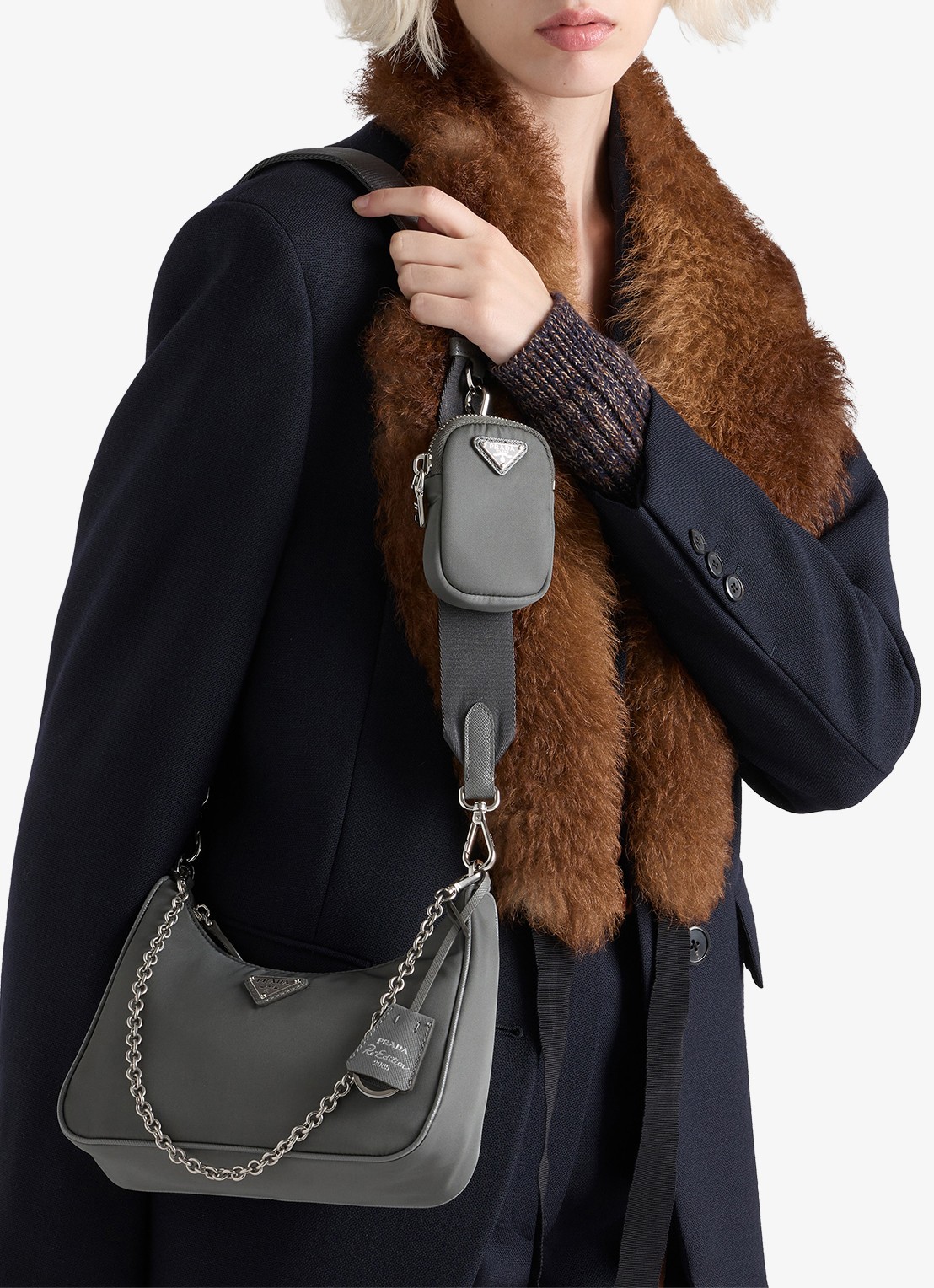 Prada Prada Re-Edition 2005 Re-Nylon crossbodytas met leren details - voorkant 2 grijs