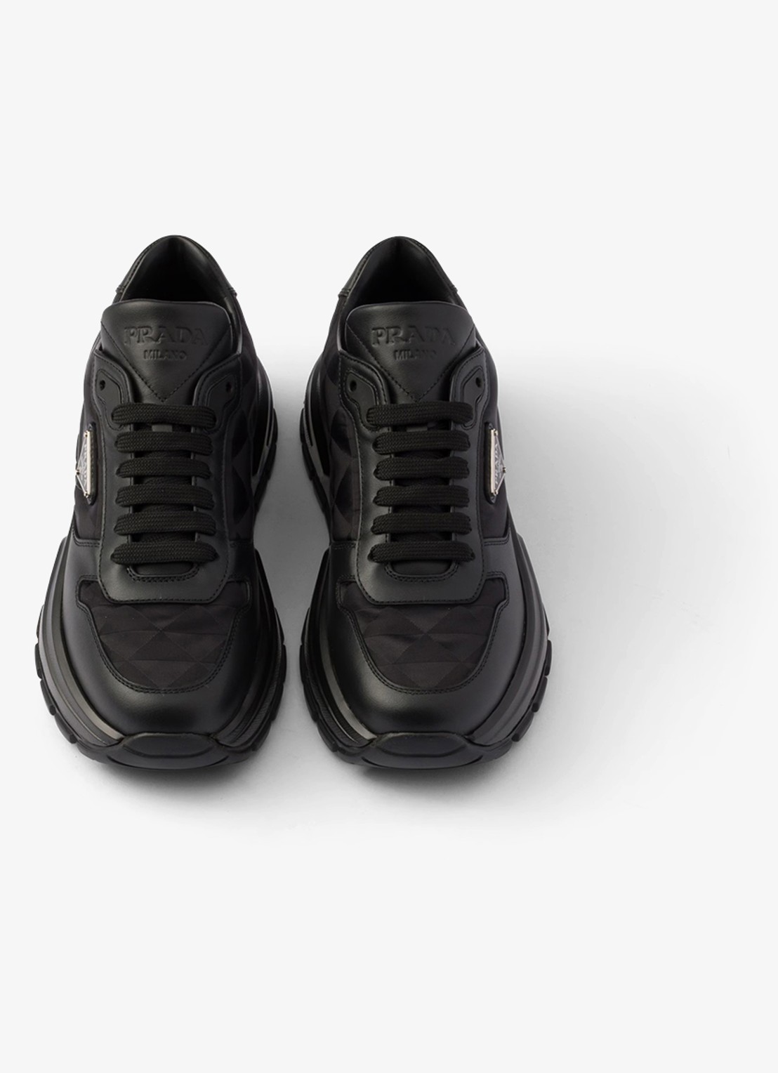 Prada Prax 01 Re-Nylon sneaker met leren details - detail zwart