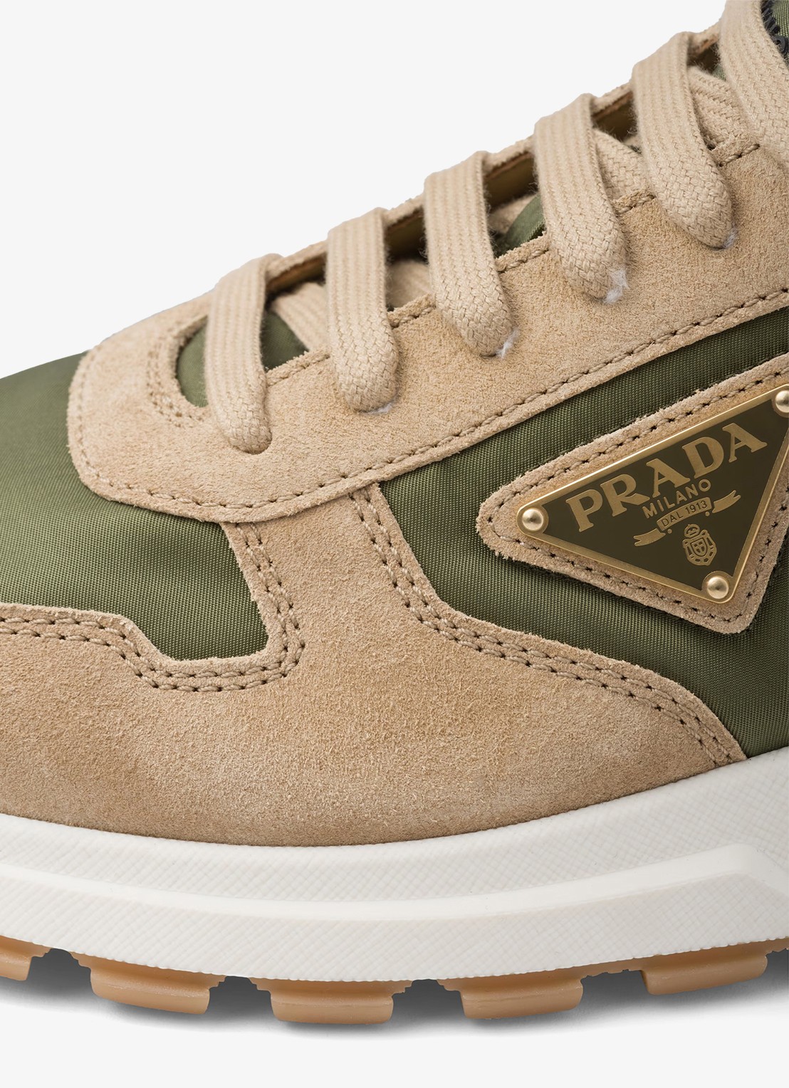 Prada Prax 01 Re-Nylon sneaker met suède details - detail 6 beige