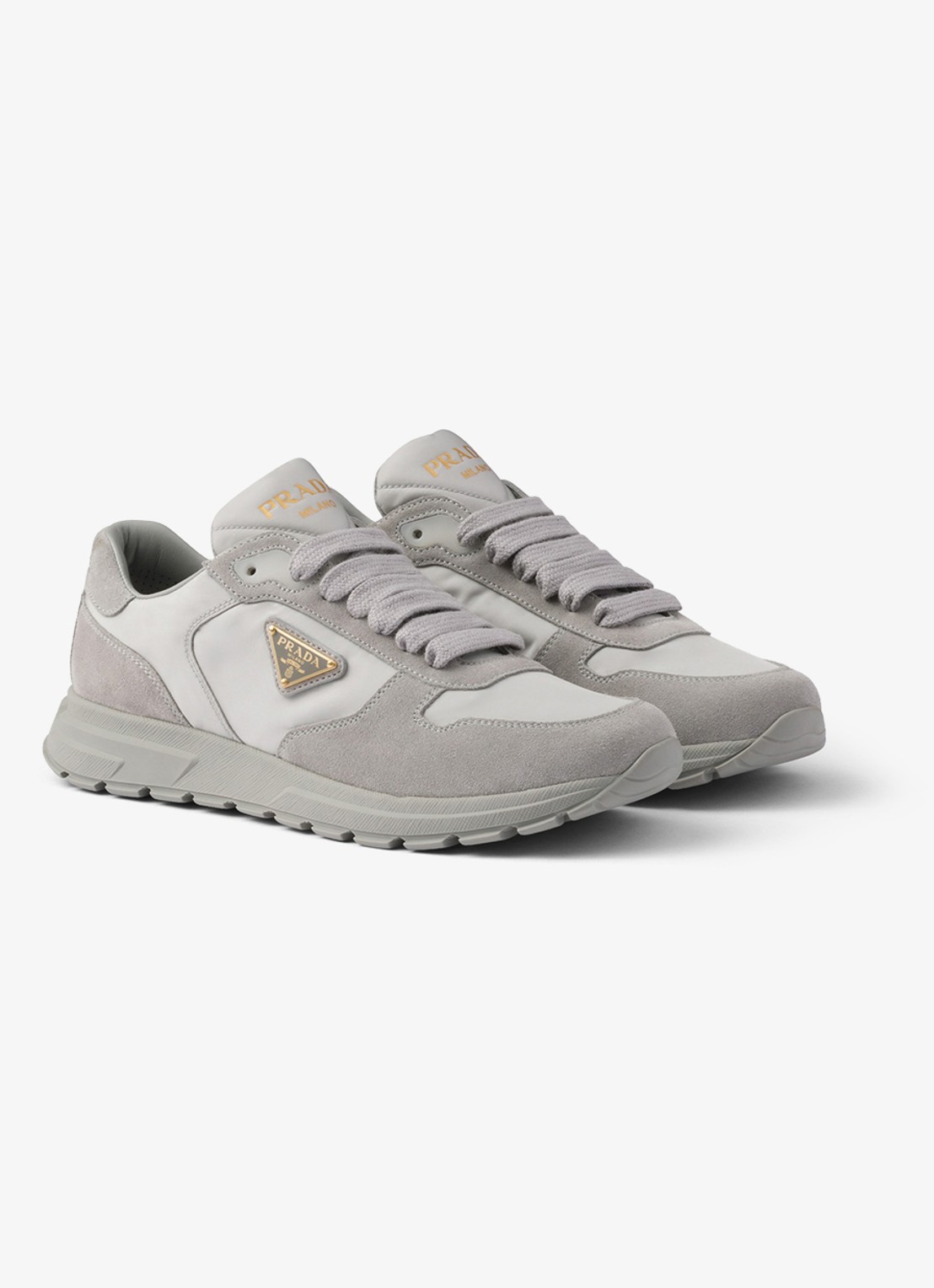 Prada Prax 2.0 Re-Nylon sneaker met suède details - voorkant 3 grijs