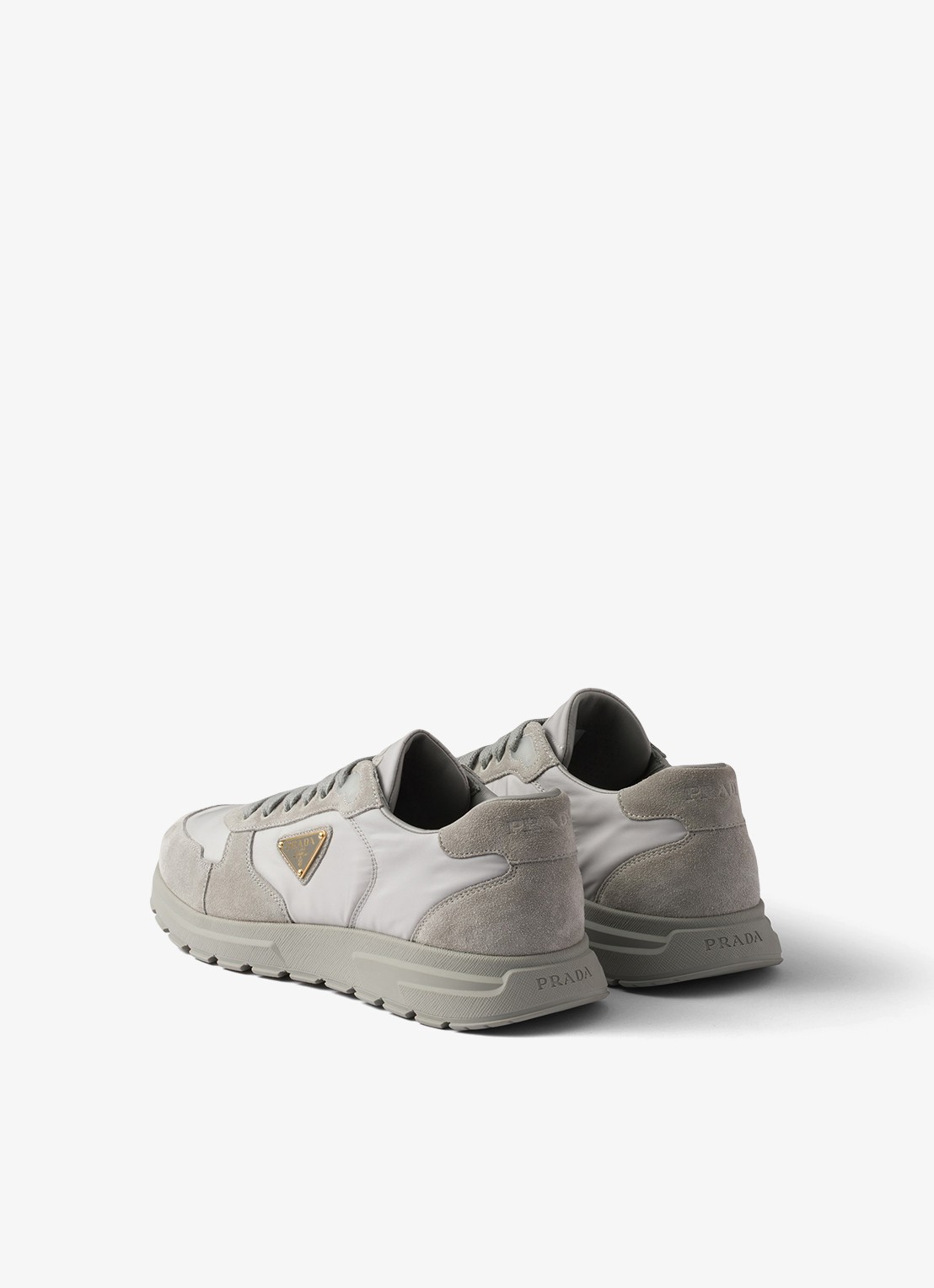 Prada Prax 2.0 Re-Nylon sneaker met suède details - achterkant 3 grijs