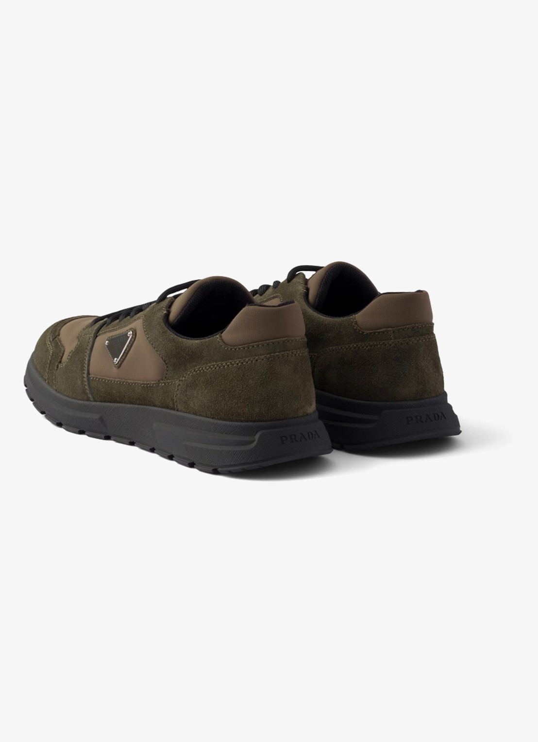 Prada Prax Re-Nylon sneaker met kalfssuède details - achterkant groen