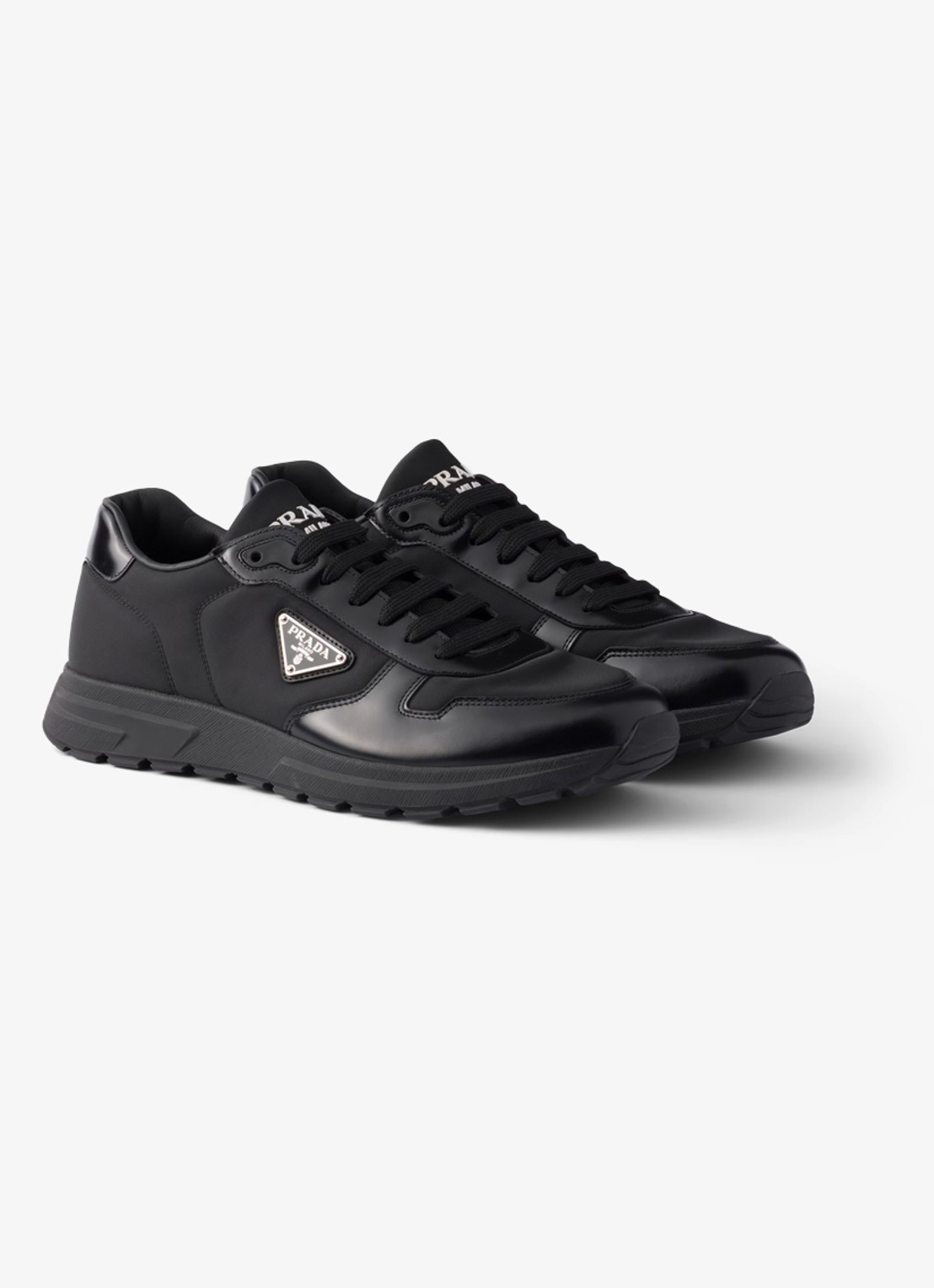 Prada Prax Re-Nylon sneaker met leren details - voorkant 6 zwart