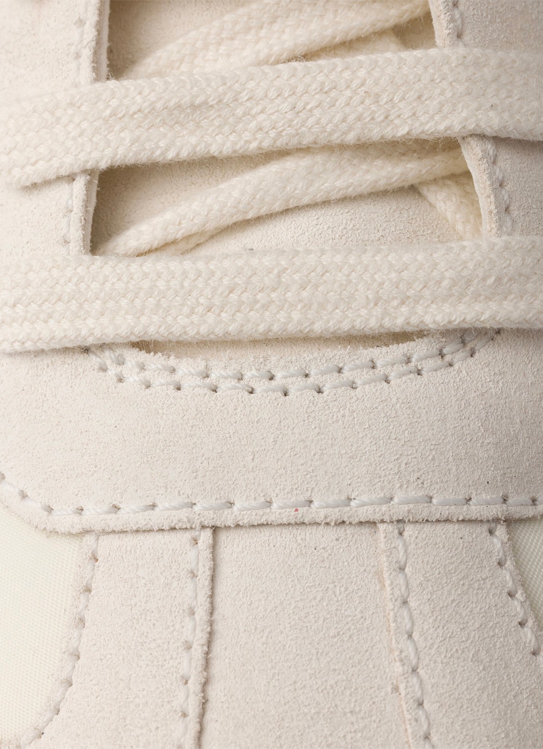 Prada Prax Re-Nylon sneaker met suède details - detail 5 gebroken wit