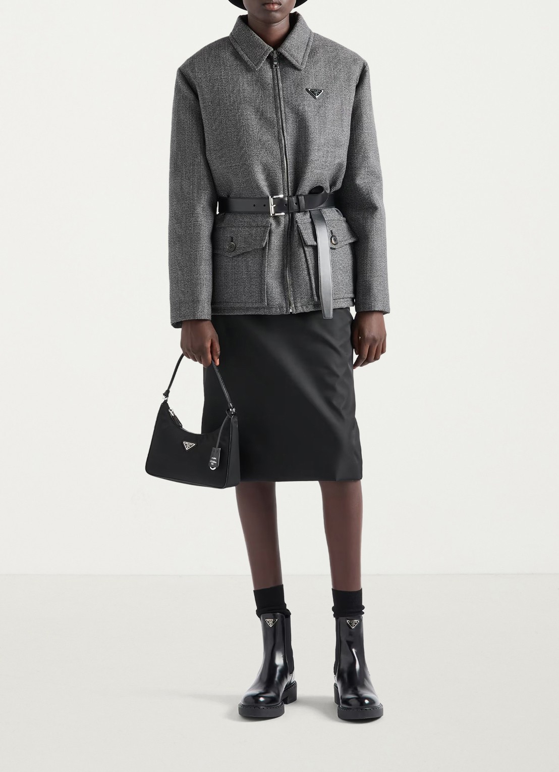 Prada Re-Edition 2005 Re-Nylon Mini handtas met leren details - voorkant 2 zwart