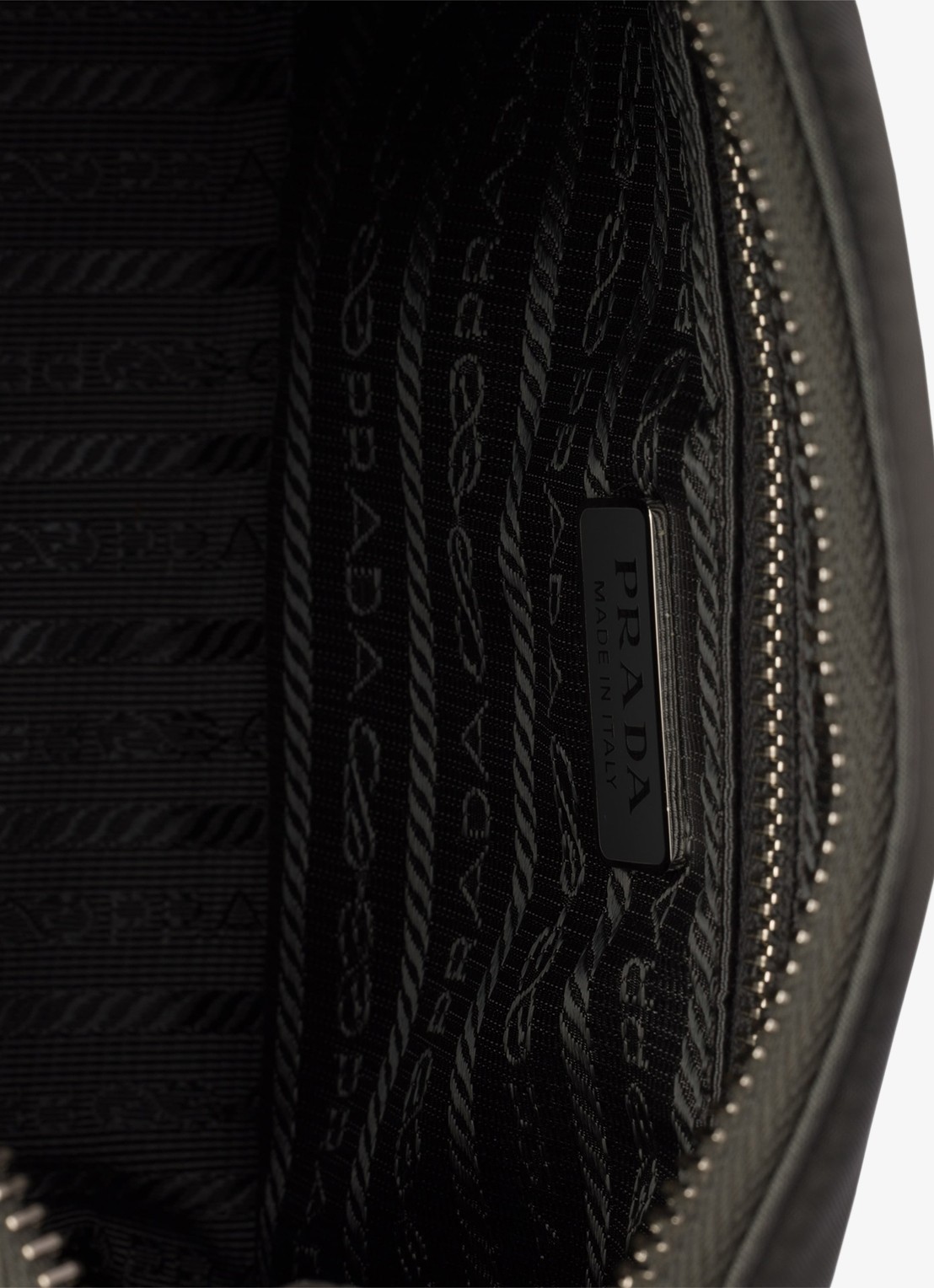 Prada Re-Edition 2005 Re-Nylon Mini schoudertas met leren details - detail 4 middengrijs