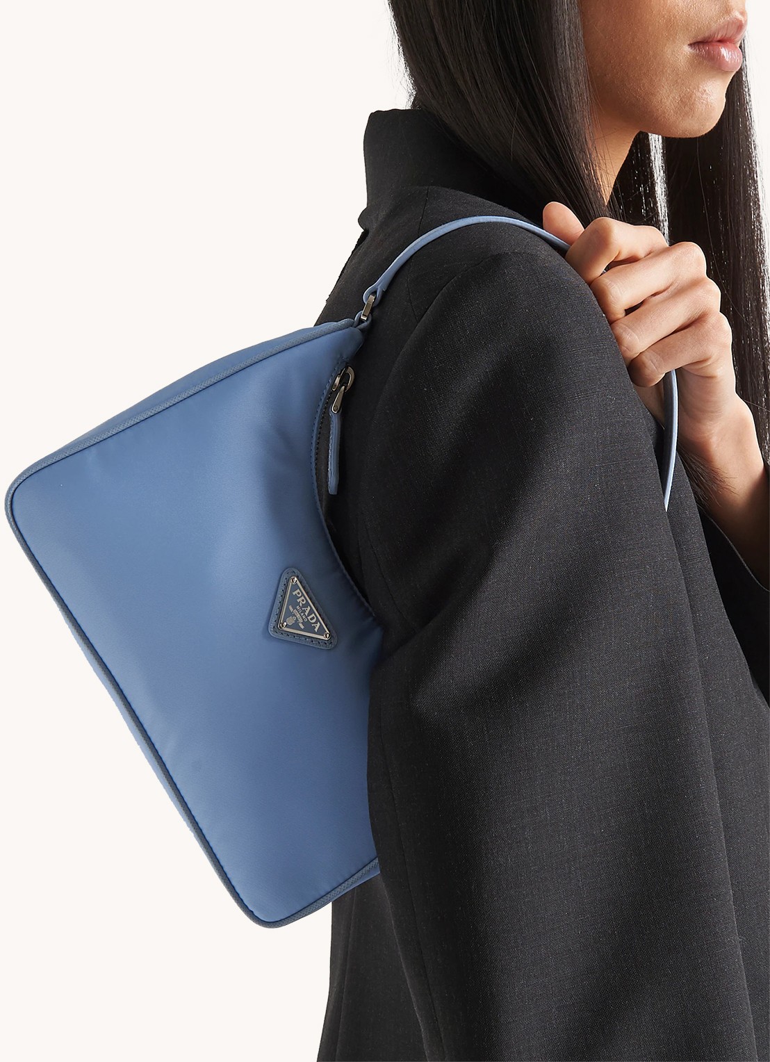 Prada Re-Edition 2005 Re-Nylon schoudertas met leren details - voorkant 4 lichtblauw