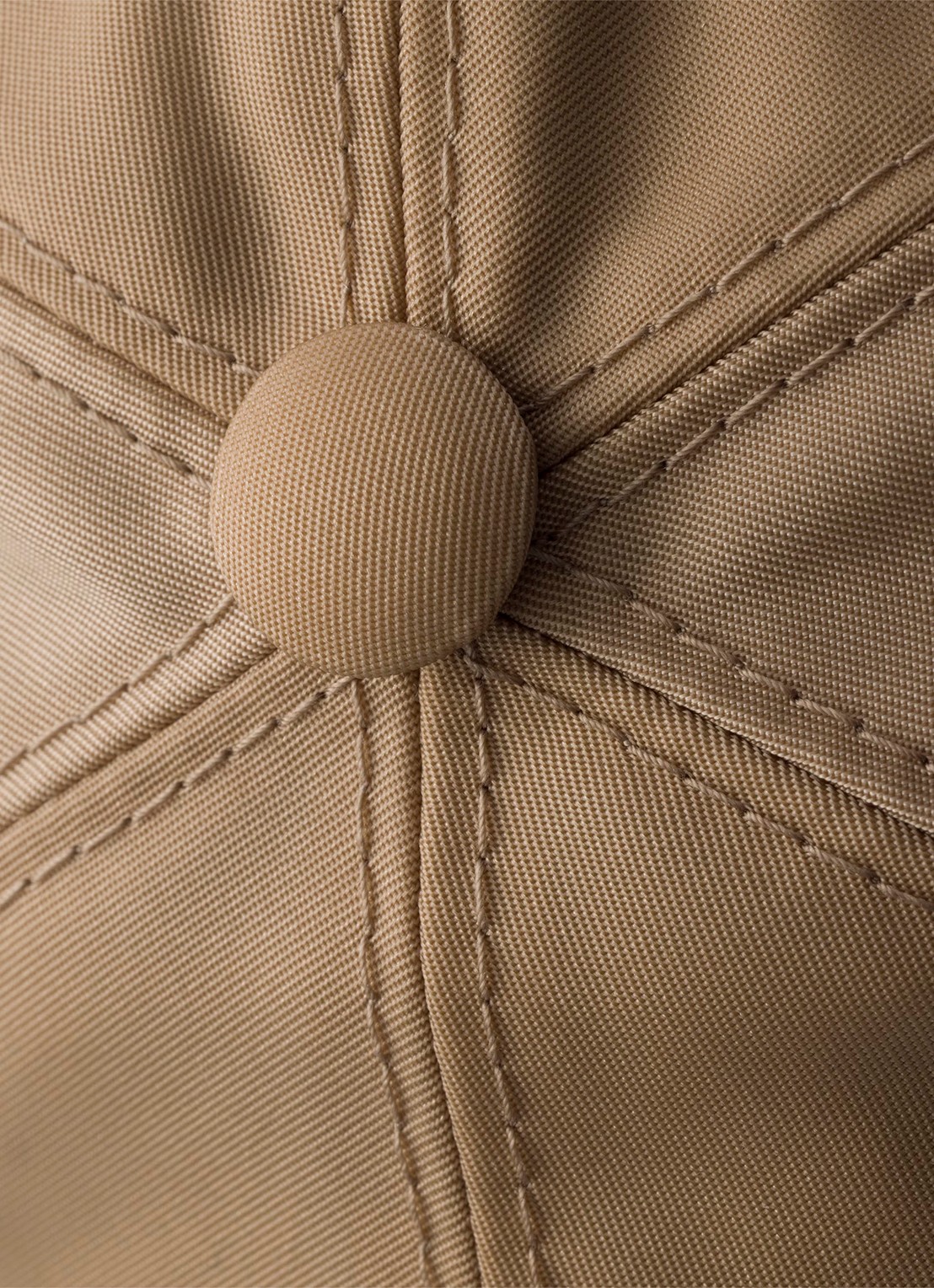 Prada Re-Nylon Baseball pet met logo - detail 3 beige