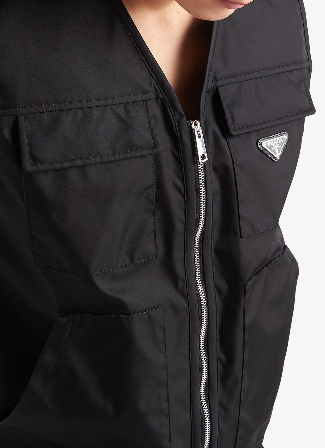 Prada Re-Nylon bodywarmer met logo - detail 4 zwart