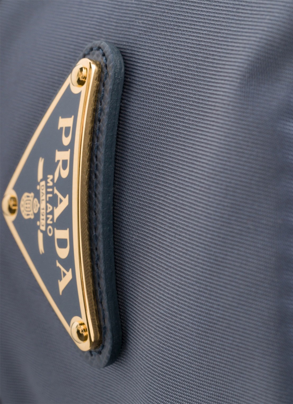 Prada Re-Nylon bucket hoed met logo - detail 2 staalblauw