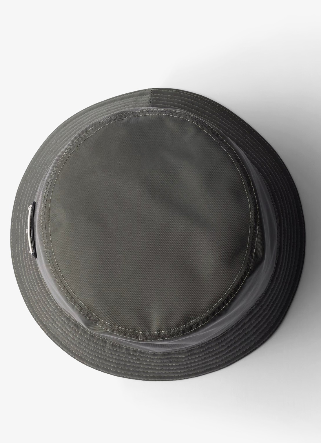 Prada Re-Nylon bucket hoed met logo - detail 2 antraciet