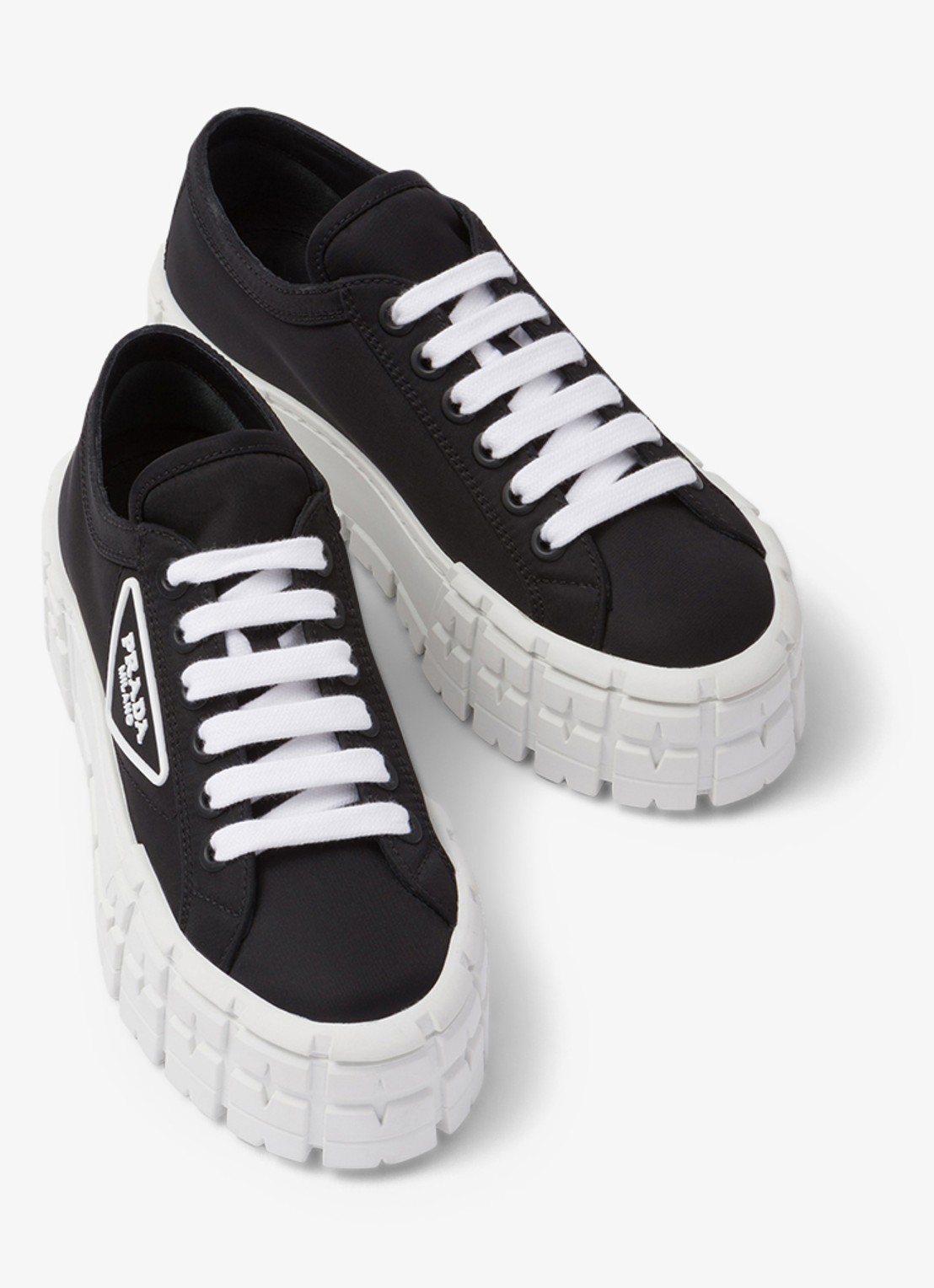 Prada Re-Nylon Double Wheel sneaker met logo en plateauzool - detail 3 zwart