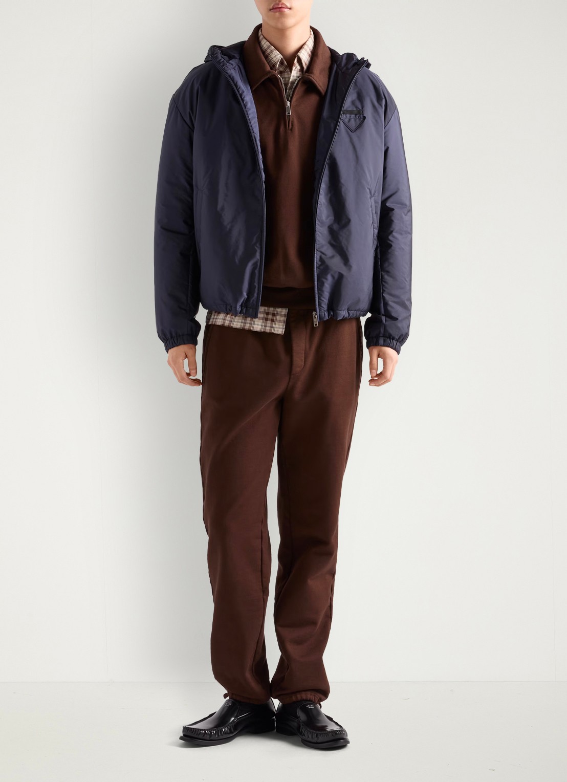 Prada Re-Nylon gewatteerd jack met steekzakken - voorkant 7 donkerblauw