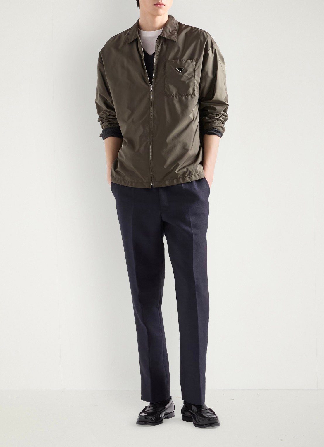 Prada Re-Nylon jack met borstzak - voorkant 5 groen
