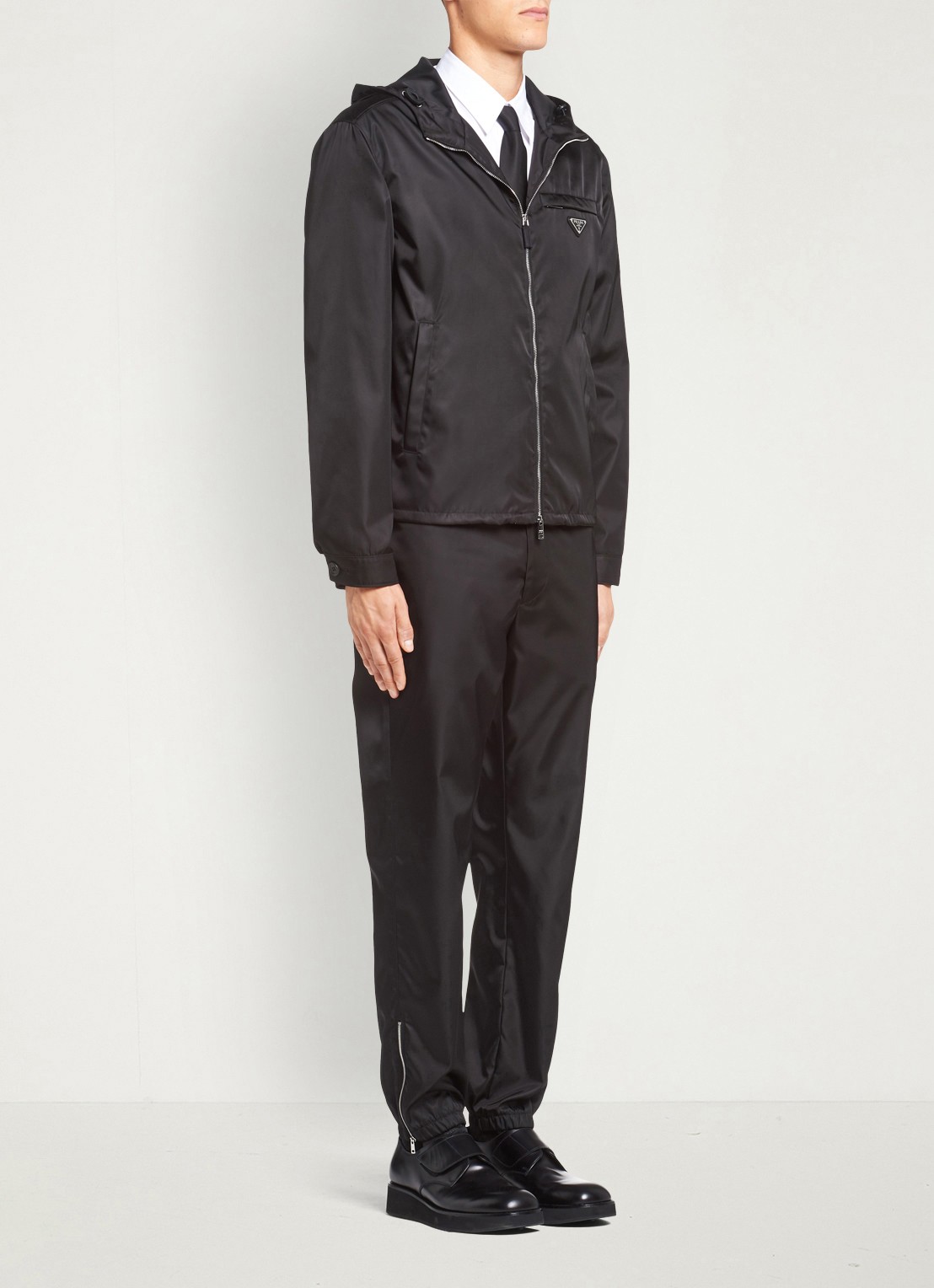 Prada Re-Nylon jack met capuchon en ritszakken - voorkant 2 zwart