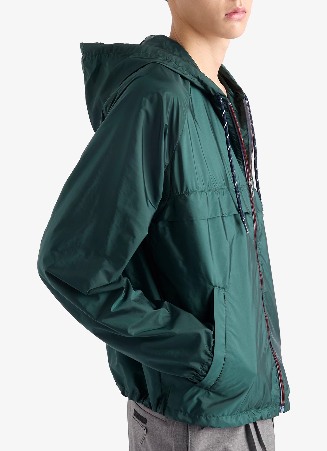 Prada Re-Nylon jack met capuchon en steekzakken - detail 4 groen