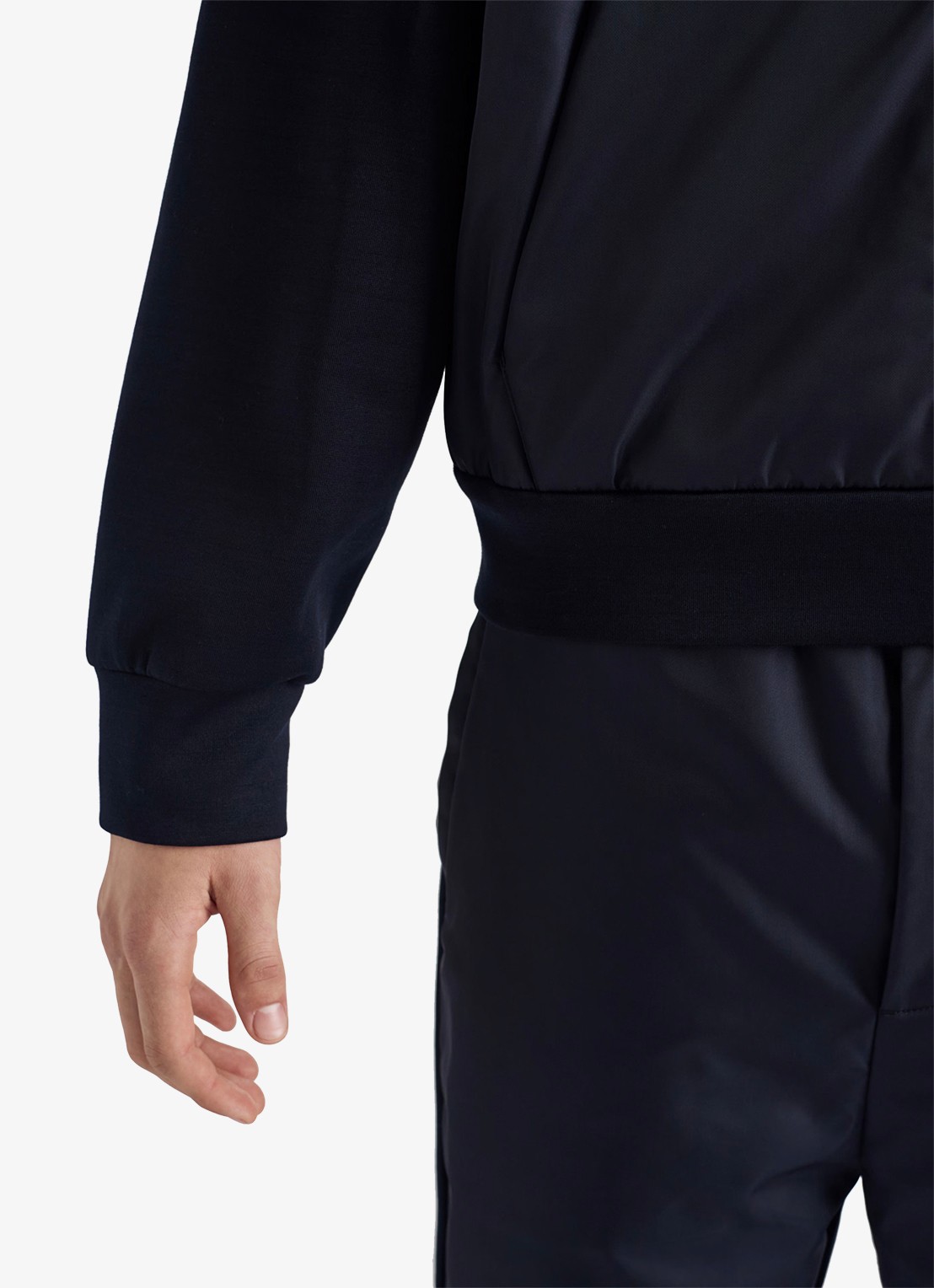 Prada Re-Nylon jack met capuchon en steekzakken - detail 4 donkerblauw