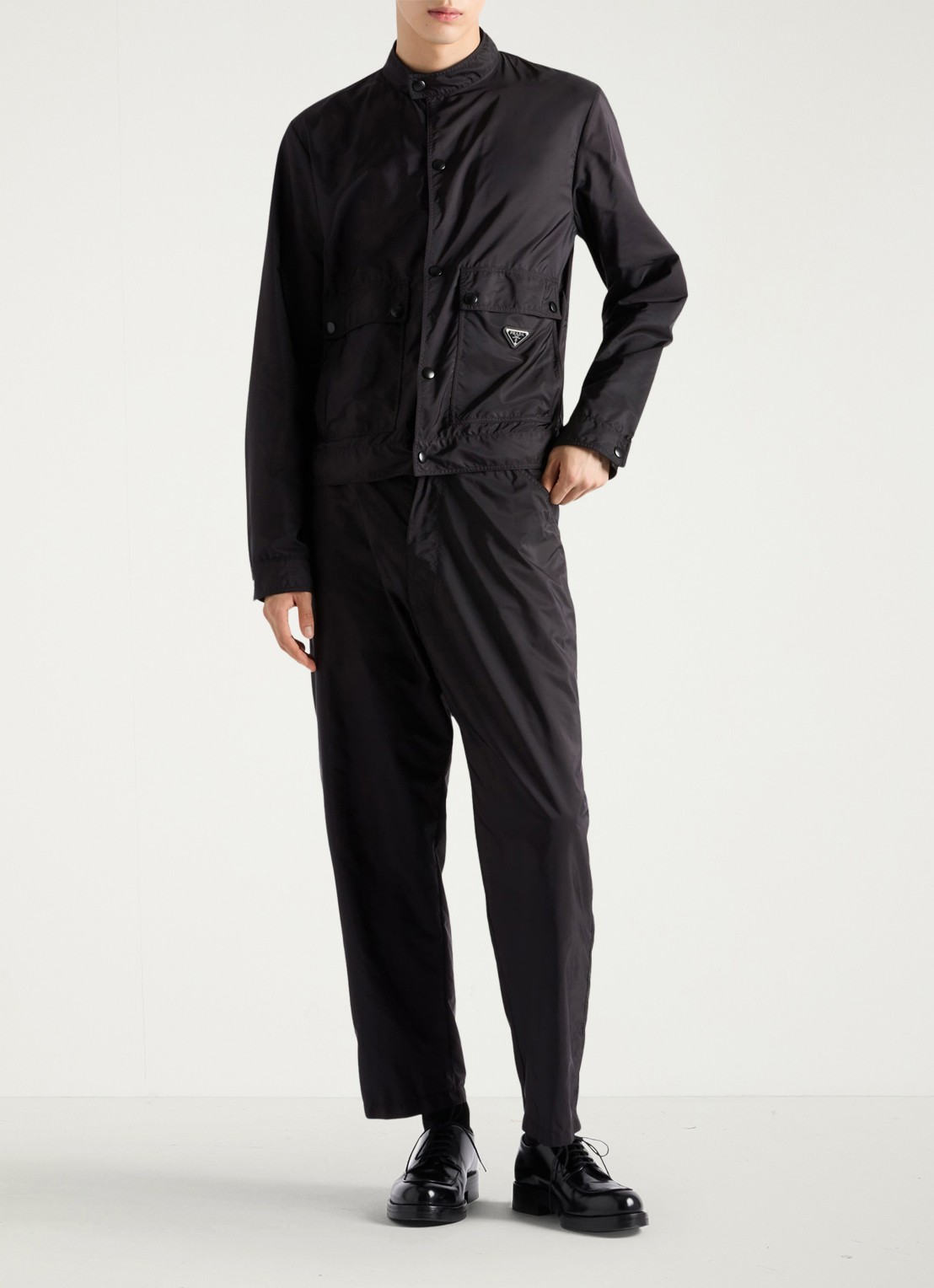 Prada Re-Nylon jack met klepzakken - voorkant 6 zwart