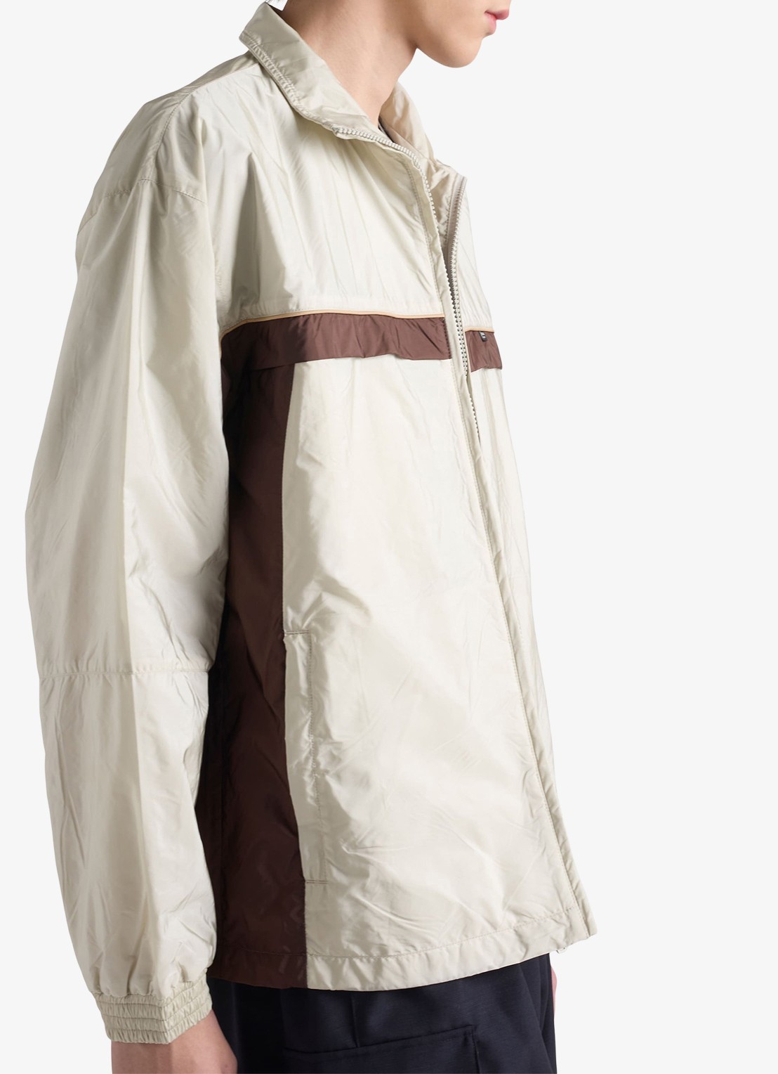 Prada Re-Nylon jack met steekzakken - detail gebroken wit