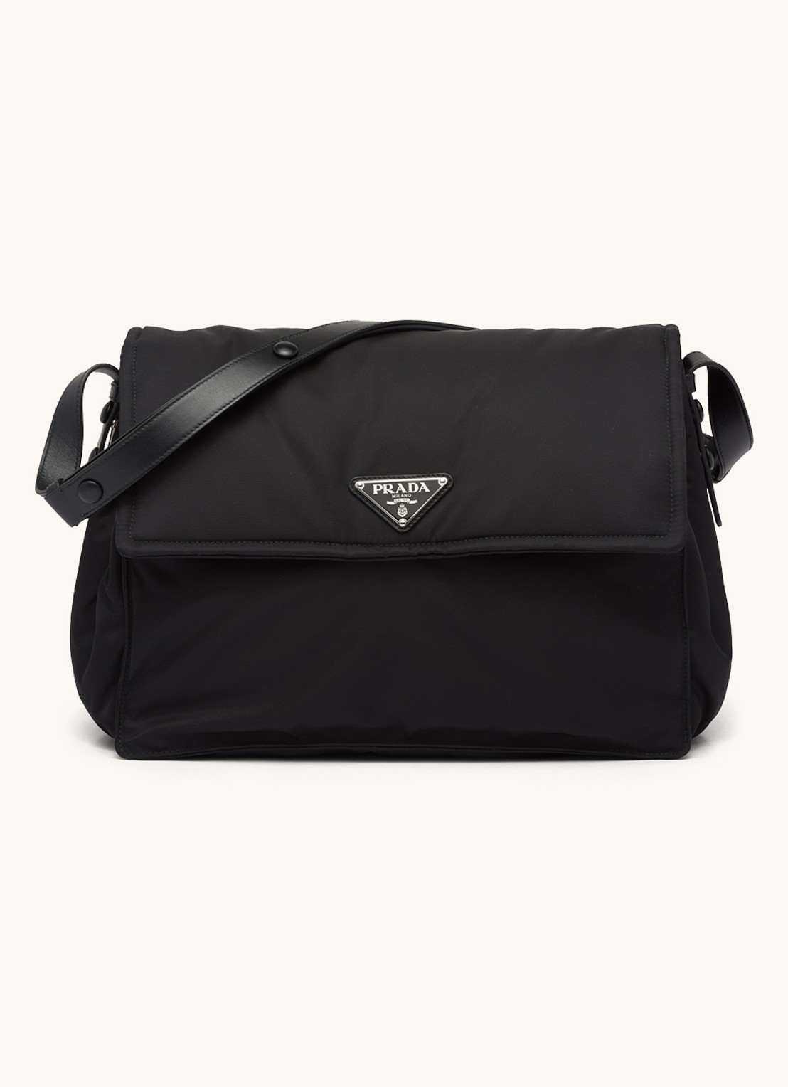 Prada Re-Nylon Large gewatteerde schoudertas - voorkant zwart