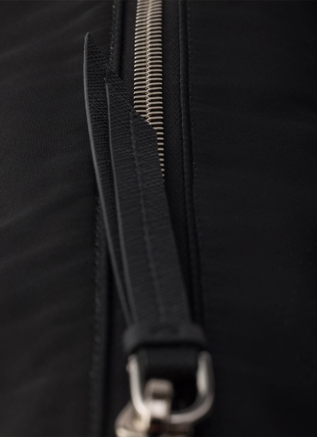 Prada Re-Nylon Large schoudertas met leren details - detail 5 zwart