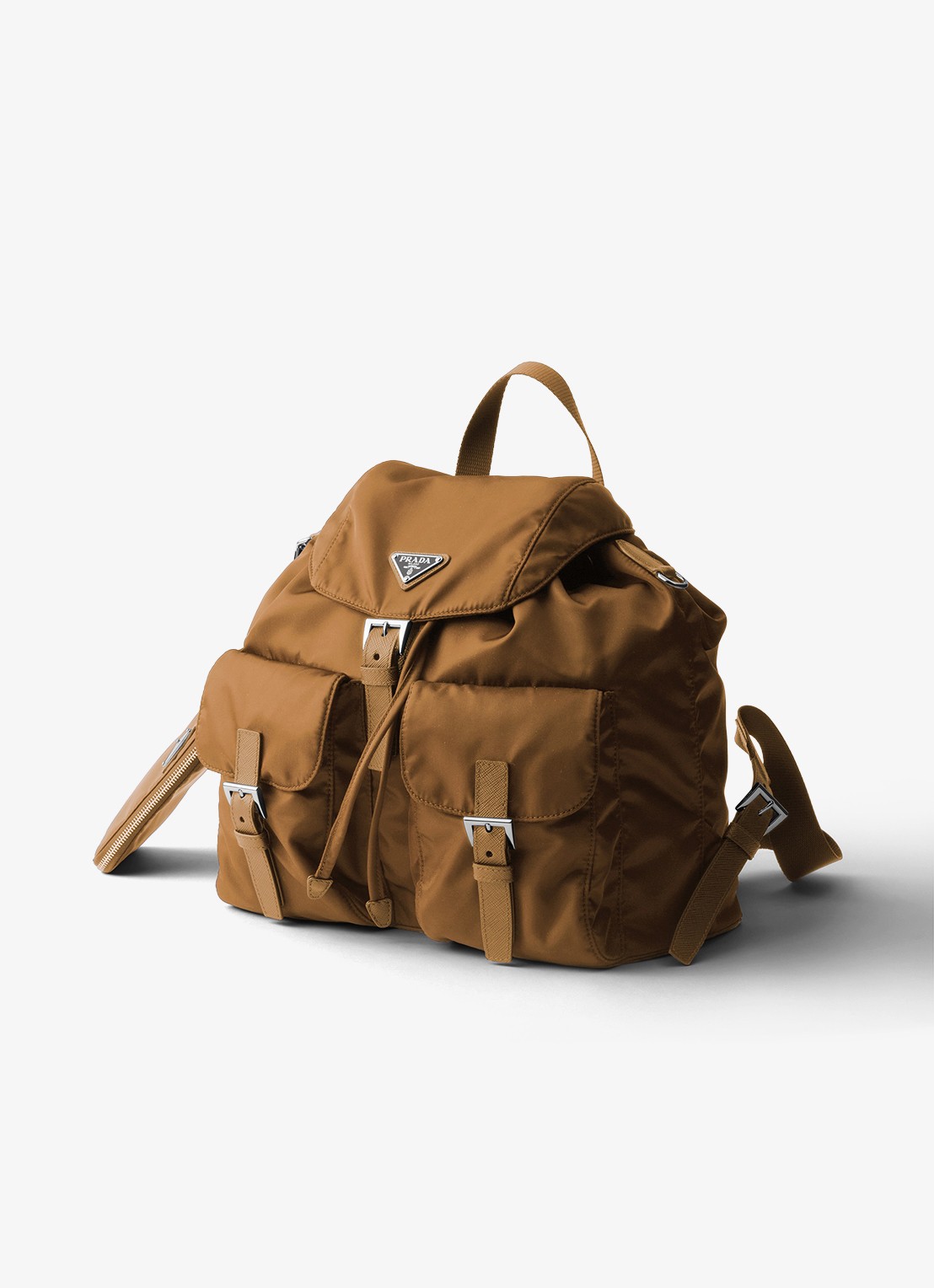 Prada Re-Nylon Medium rugzak met leren details - voorkant 5 camel