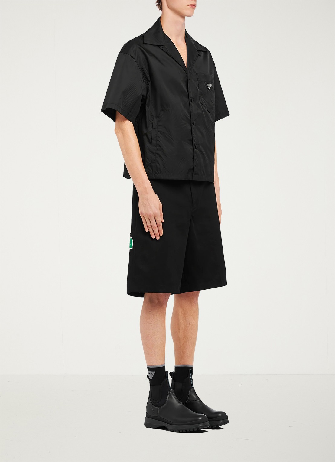 Prada Re-Nylon oversized fit overhemd met borstzak - voorkant 2 zwart