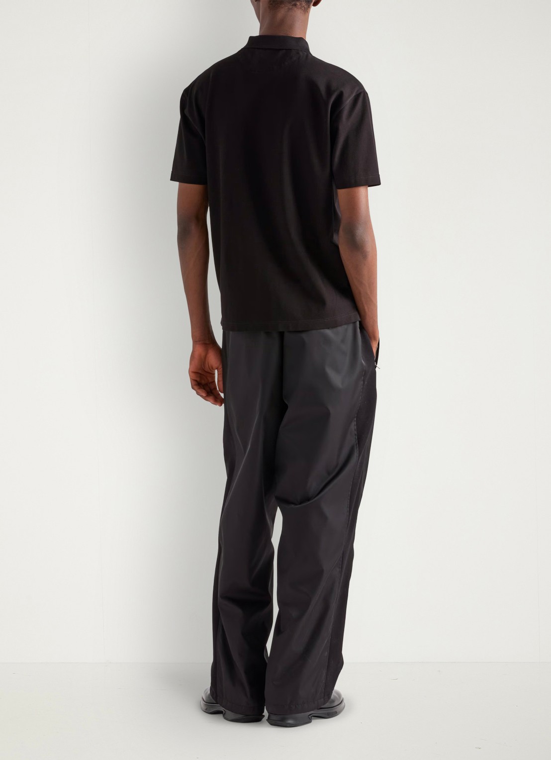 Prada Re-Nylon oversized fit polo van piqué katoen met halve rits - achterkant 4 zwart