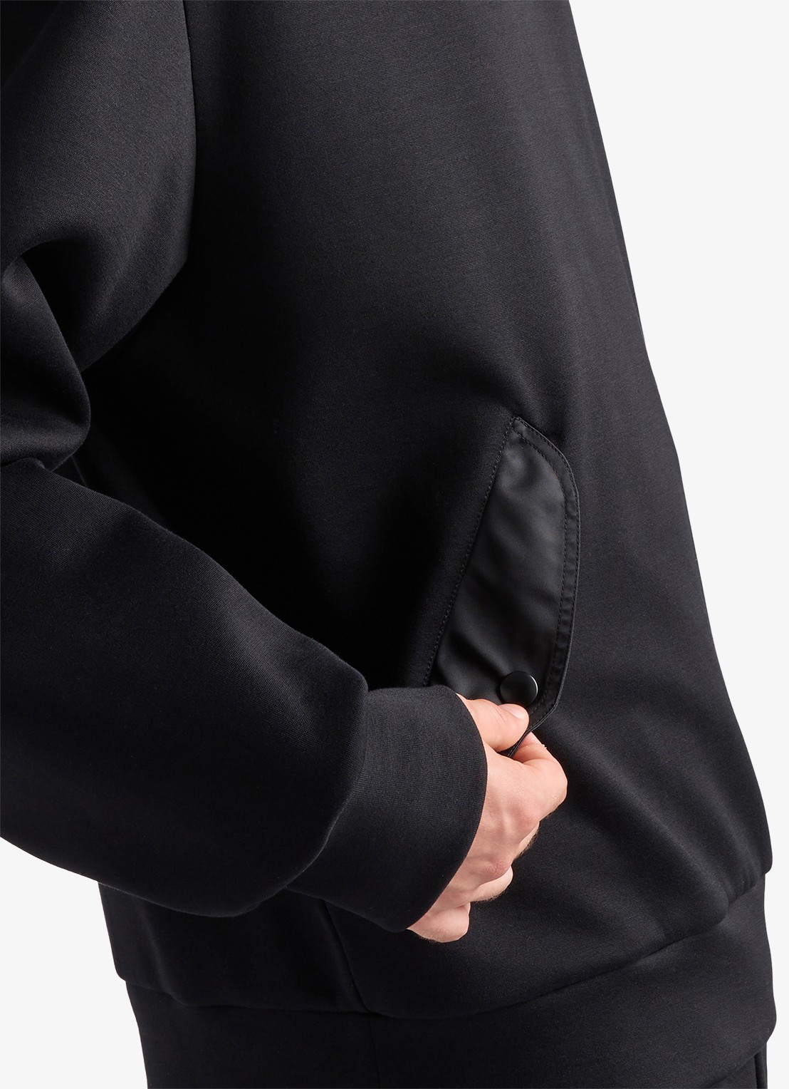 Prada Re-Nylon oversized hoodie met klepzakken - detail 6 zwart
